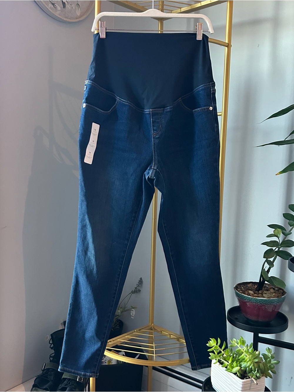 Isabel Maternity by Ingrid & Isabel Dark Blue Skinny full belly panel size 12